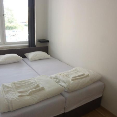 Apartment Van N Praga Zewnętrze zdjęcie
